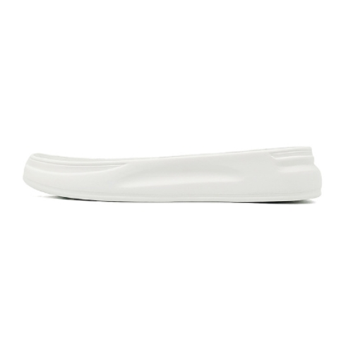 Eva foam outsole wholesale leisure sports high elastic small white shoes.