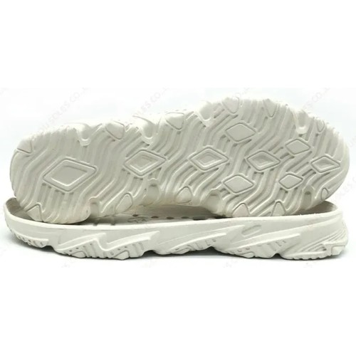 EVA foam outsole is slip-proof, wear-resistant and highly elastic, and can be shot out of EVA sole at one time